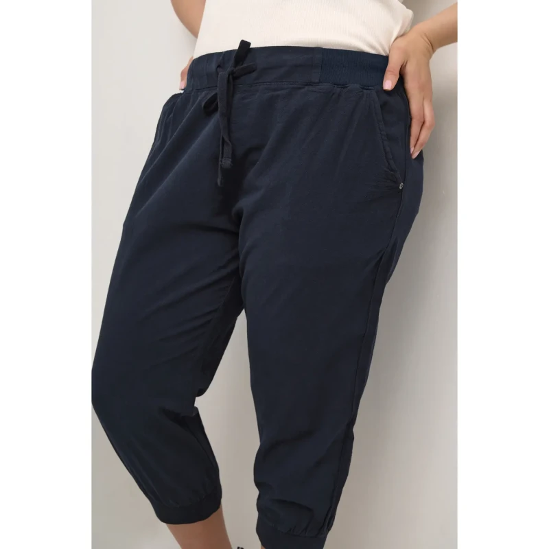 Image of KAFFE Curve Womens Trousers KAFFE Curve Nana Bleu Female 46