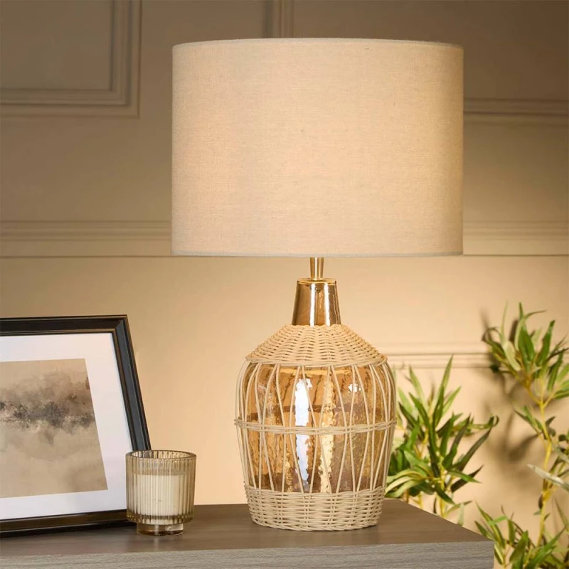 Image of Lighting Collection Boho-Style Rattan Table Lamp in Warm Natural Finish Natural Unisex