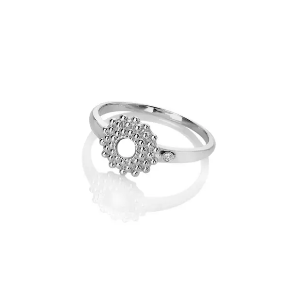 Image of Hot Diamonds Sterling Silver Blossom Ring DR278/P Size: Size P