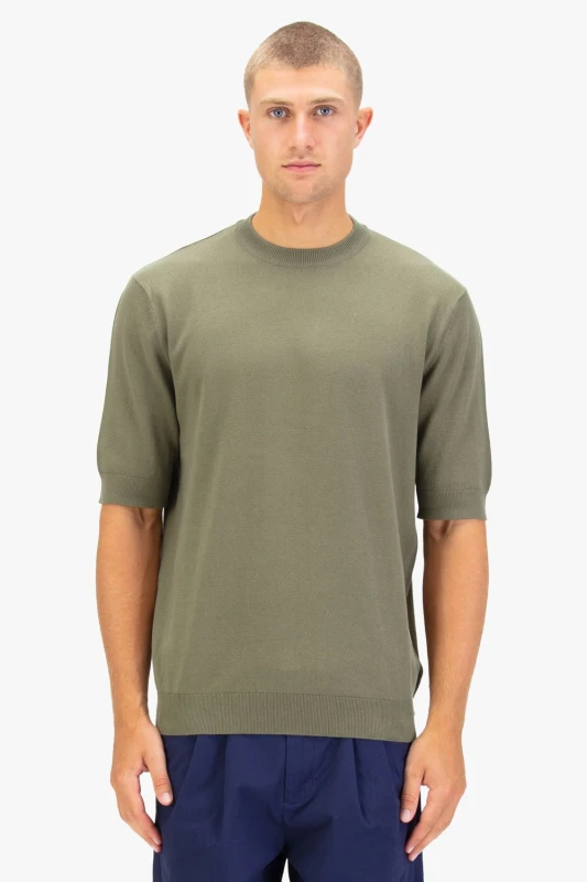 Image of Luke 1977 Luke 1977 Men Farrington Knitted T-Shirt in Green Size: large Green L Male 5063494097036