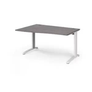 Image of TR10 left hand wave desk 1400mm - white frame and grey oak top