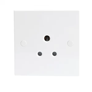 Image of KnightsBridge 5A White Round Pin 1G Single 230V Unswitched Electric Wall Socket