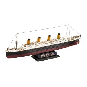 Image of Titanic Gift Set 1:700 & 1:1200 Scale Level 4 Revell Model Kit