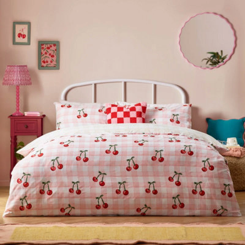 Image of Heya Home Cherry Gingham Printed Super King Duvet Cover Set Pink 5025532821430.00