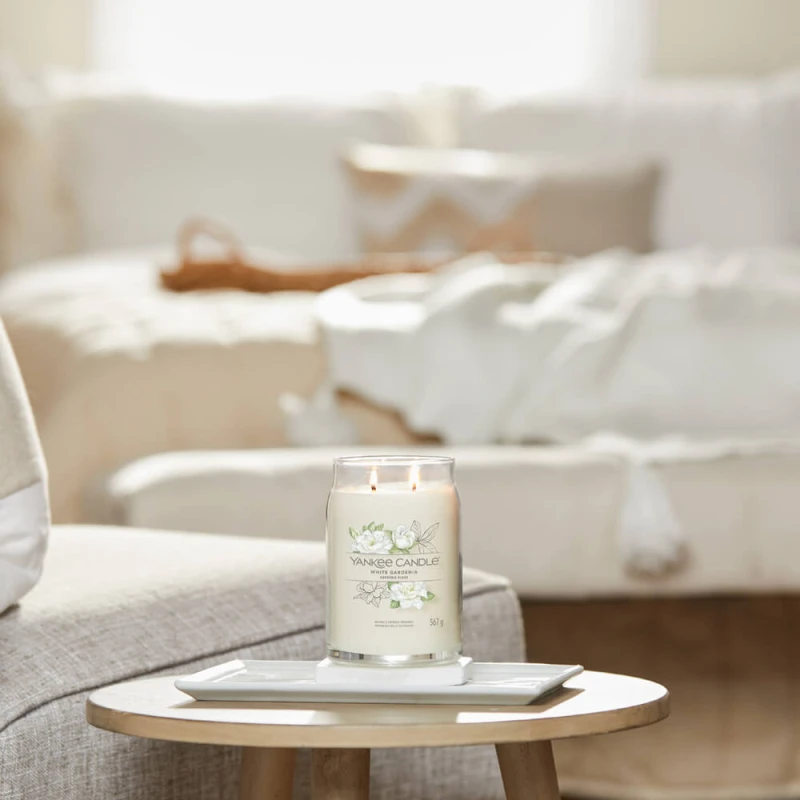 Image of Yankee Candle White Gardenia 42896098951323