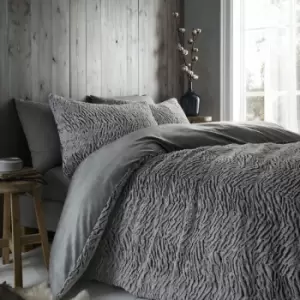 Image of Catherine Lansfield - Wolf Super Soft Faux Fur Fleece Duvet Cover Set, Neutral, Single
