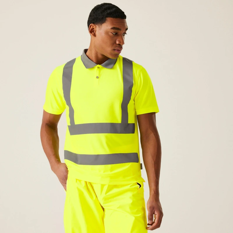 Image of Regatta Regatta Men Hi-Vis Pro Contract Polo Shirt in Yellow Size: Medium Yellow M Male 5063019700441