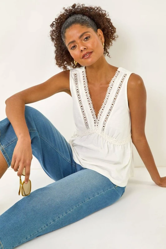 Image of Dusk Womens Trim Detail V-Neck Top in Ivory Size: 8 Ivory Female 8