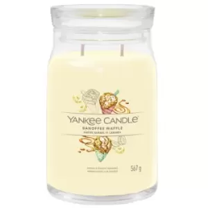 Image of Yankee Candle Signature Jar Candle Large Jar Banoffee Waffle 567g