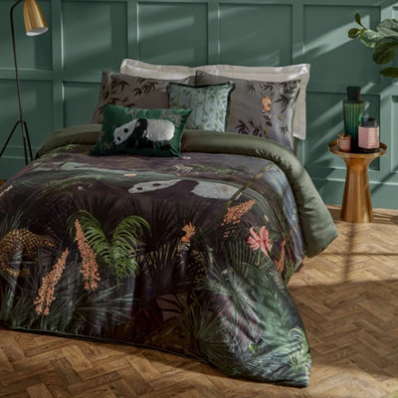 Image of Paoletti Paoletti Chuan Exotic Jungle Duvet Cover Set Size: Double Multi Double Unisex 5025532814357