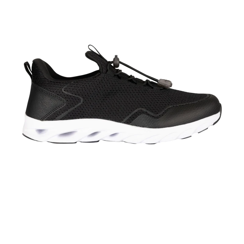 Image of Trespass Trespass Men Kai Water Trainers in Black Size: 4 Black 4 Male 5063238281851