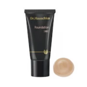 Image of Dr. Hauschka Foundation - Almond
