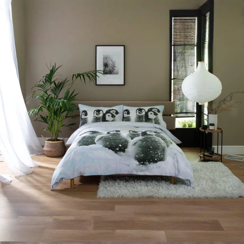 Image of Deyongs Penguin Hud Duvet Cover Penguin unisex Double