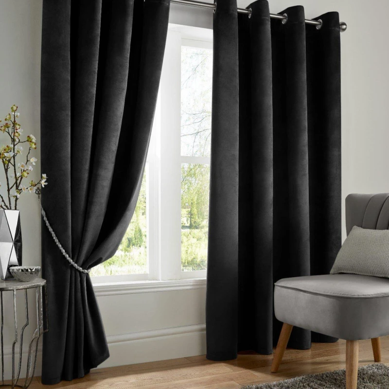 Image of Alan Symonds Velvet Blackout Ring Top Eyelet Curtains Black unisex 117x137cm