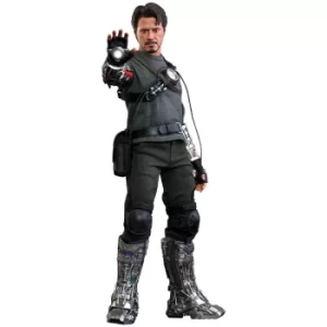 Image of Hot Toys Iron Man Movie Masterpiece Action Figure 1/6 Tony Stark (Mech Test Deluxe Version) 30 cm