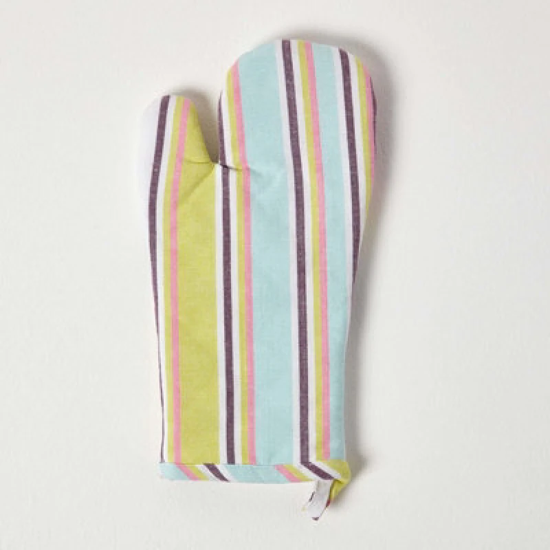 Image of Homescapes Cotton Osaka Green Oven Mitt Green unisex