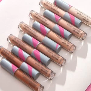 Image of First Aid Beauty Hello FAB Bendy Avocado Concealer 4.8g (Various Shades) - Sand