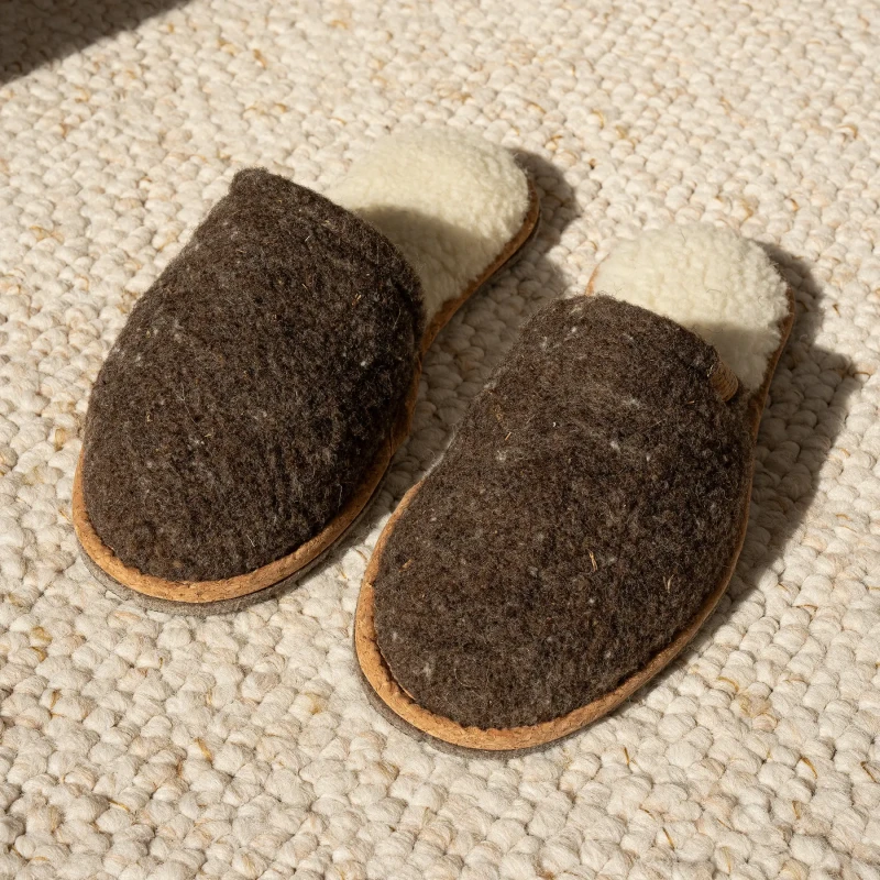 Image of Caussun Slippers Caussun La chocolatee Marron Unisex 36