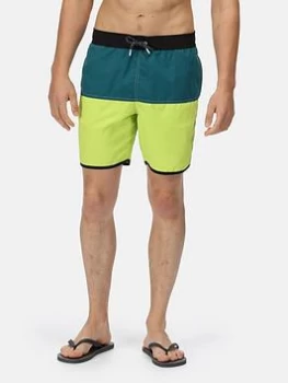 Image of Regatta Benicio Swim Shorts - Green Size M Men