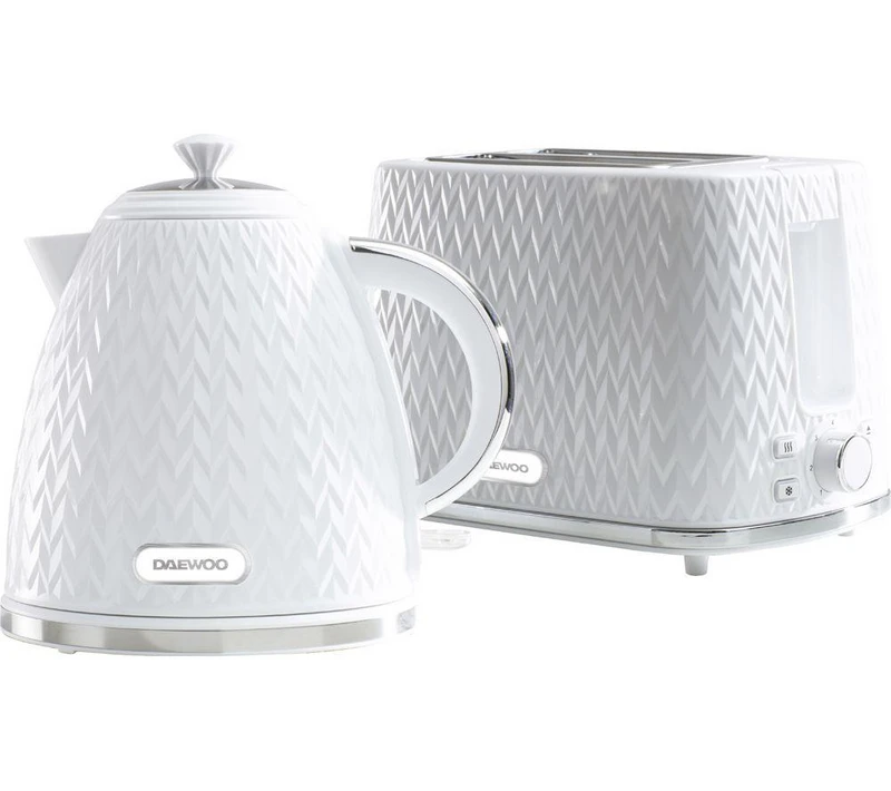 Image of Daewoo SDA1830GE Argyle Jug Kettle & 2 Slice Toaster Bundle