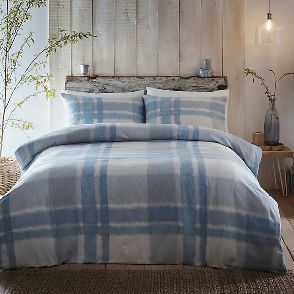 Image of Appletree Verbier 100% Brushed Cotton Duvet Set Blue/White W6DUV Unisex Double