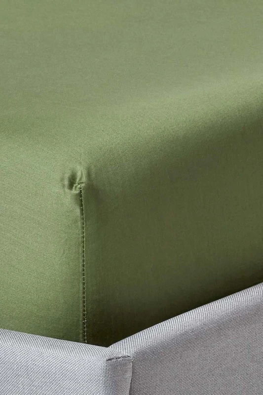 Image of Homescapes Moss Green Organic Cotton Deep Fitted Sheet 18" 400 Thread Count, Double