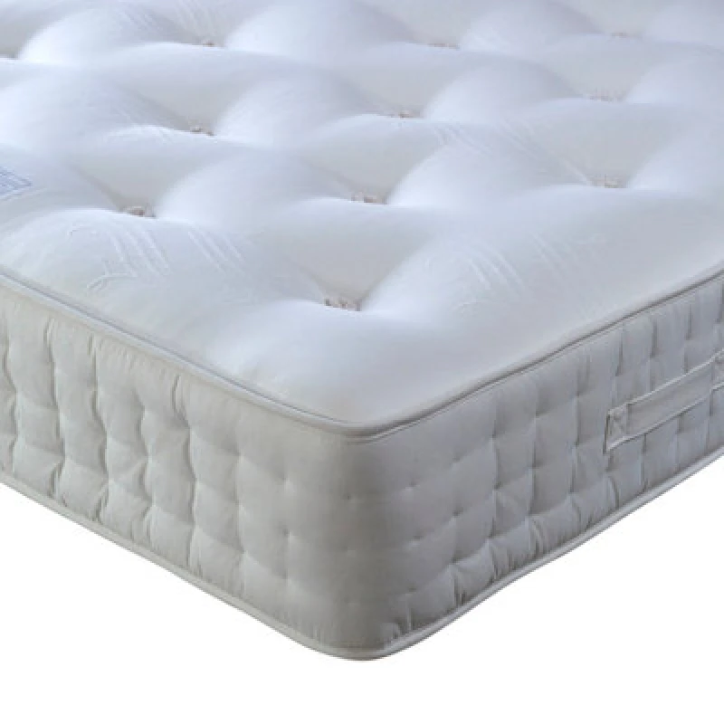 Image of Bedmaster Bedmaster Farley 2000 Pocket Sprung Cashmere Mattress in White Size: Small Double White Small Double Unisex 0764283929723
