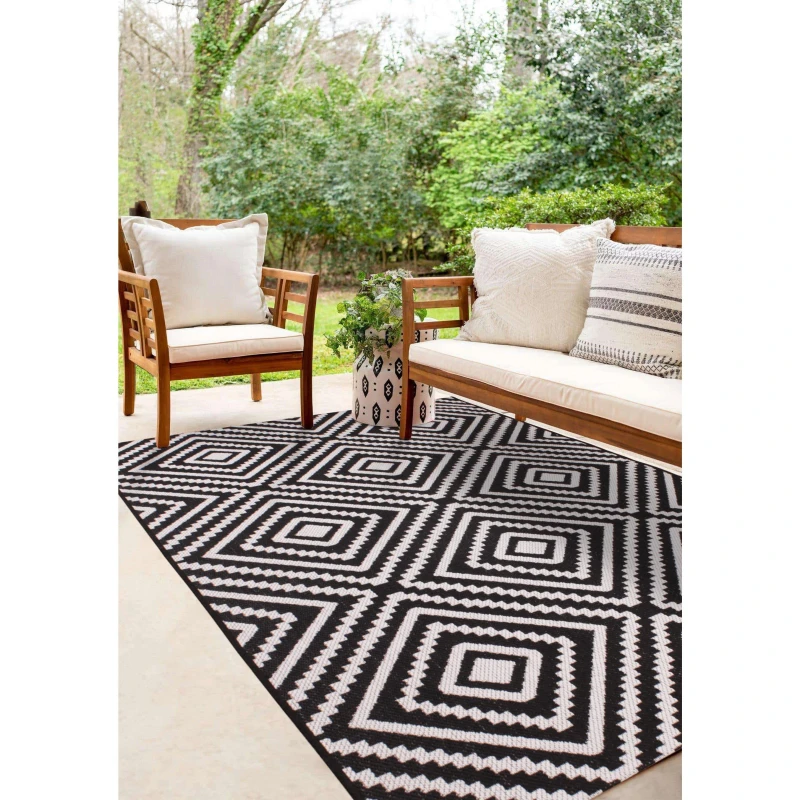 Image of Rugstyle SUMMER BREEZE LARGE DIAMOND White/Black unisex 100x150cm