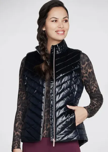 Image of Skechers Womens Go Shield Shine Padded Gilet XL - UK Size 20-22, Bust 42 - 43.5' Black SKE2309-BLK-XL