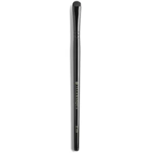 Image of Illamasqua IL105 Curved Smudger Brush