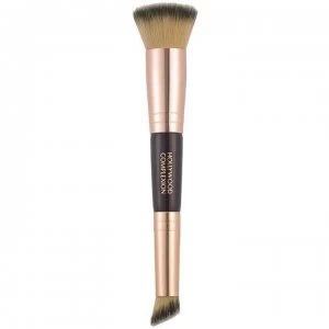 Image of Charlotte Tilbury Hollywood Complexion Brush - Complex Brush
