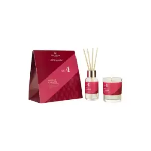Image of Wax Lyrical Homescenter Vanilla & Cashmere Scented Candle & Reed Diffuser Gift Set