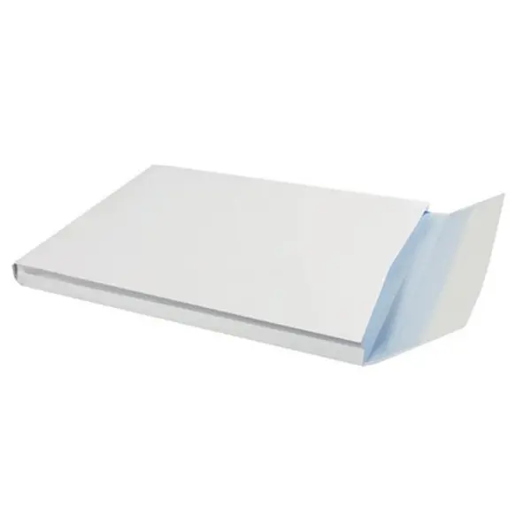 Image of Q-Connect Q-Connect C4 Envelopes Window Gusset Peel and Seal 120gsm White (Pack of 125) KF02891 KF02891
