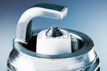 Image of OE Bosch Ignition 0242245558 / FR5DPP222 DOUBLE PLATINUM Spark Plug