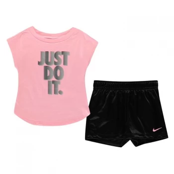 Image of Nike T-Shirt and Shorts Set - Black/Pink