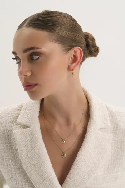 Image of Elk & Bloom Dainty 18K Gold Shell Clam Necklace Gold