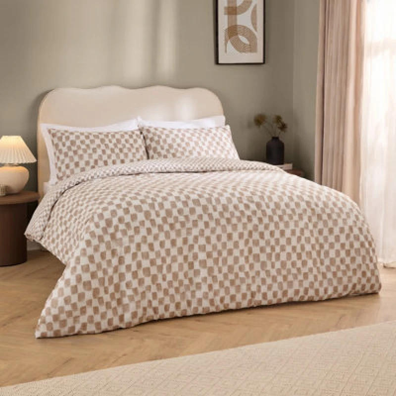 Image of HOEM Nyhavn Checkerboard Reversible Duvet Cover Set in Tan Size: Super King Tan Unisex Super King
