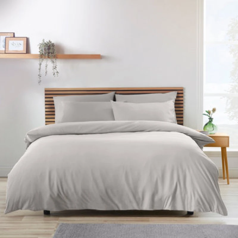 Image of Catherine Lansfield Catherine Lansfield 'So Soft Easy Iron' Duvet Cover Set in Grey Size: Single Grey Single Unisex 5057681138534