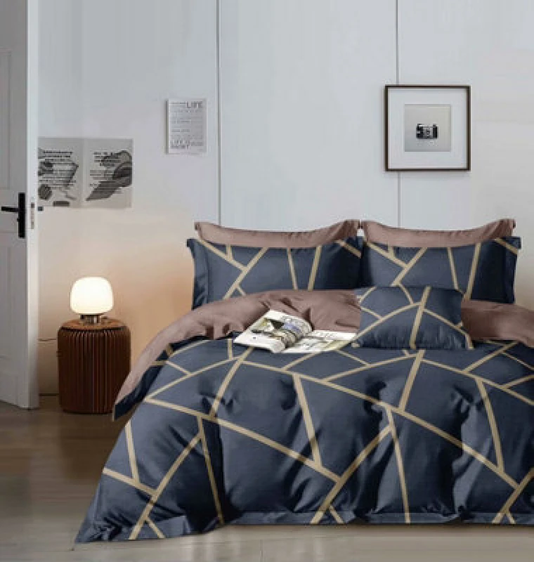 Image of Ezysleep Ezysleep Graphic Print Printed Duvet Set in Navy Size: Double Navy Double Unisex 0721545407771