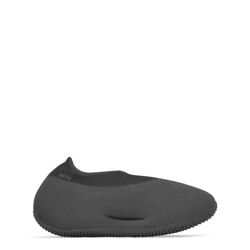 Image of Yeezy Knit Runner Sneakers Runners 6 (39) Black 11693840260