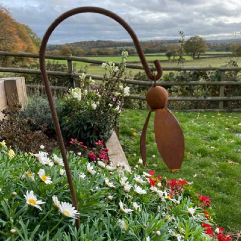 Image of Poppy Forge Hanging Snowdrop Garden Art (Pack Of 3) - Bare Metal/ready To Rust - Steel - W100 X H6 Cm