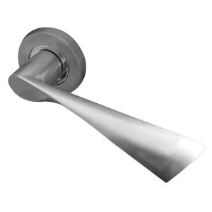 Image of Jedo Twirl Door Handle on Round Rose
