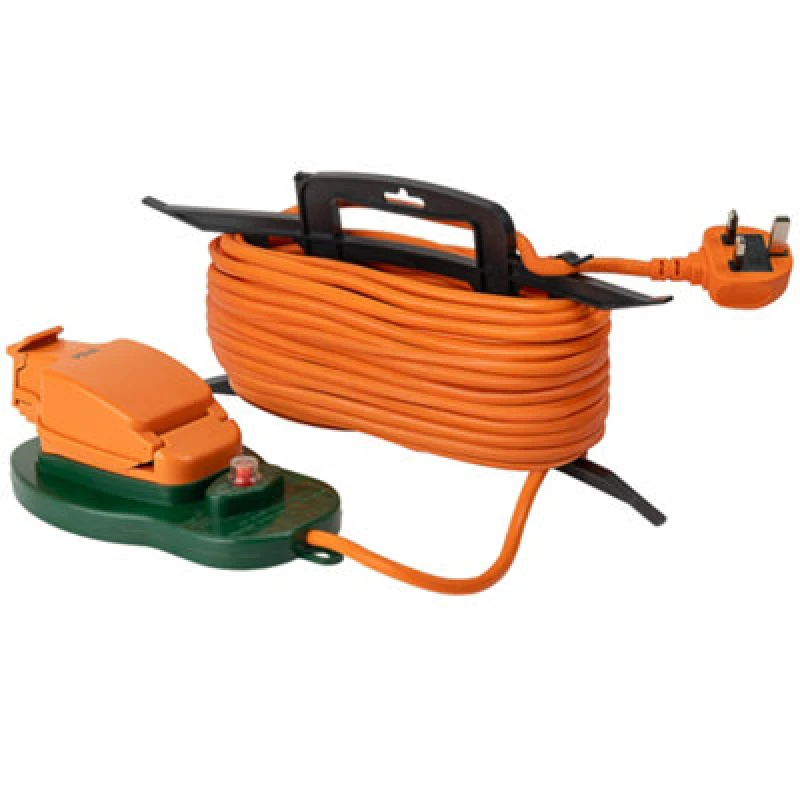 Image of Daewoo Daewoo Weatherproof 15M Garden Cable Reel Outdoor Extension Lead Power Socket in Orange Orange One Size Unisex 5024996964424