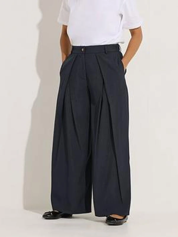 Image of PixieGirl Womens Petite Pleated Wide Leg Trousers in Dark Navy Size: 18S Dark Navy Female 18S