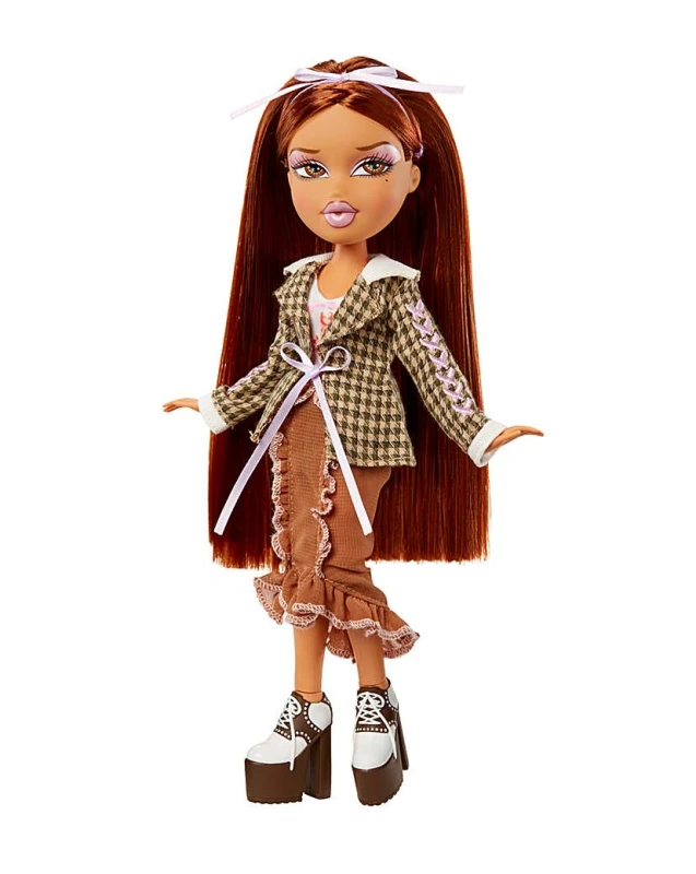 Image of Bratz Bratz Stylin Fashion Doll - Yasmin - Bratz Female TR19001