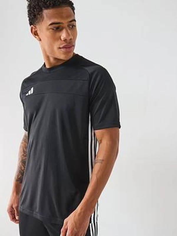 Image of Essential Short-Sleeved T-Shirt TIRO25