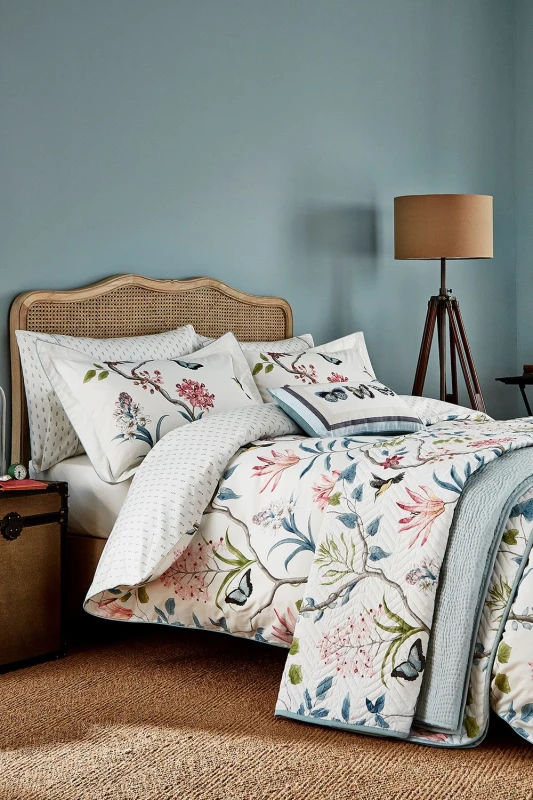 Image of Sanderson Sanderson 'Clementine' Cotton Duvet Cover Set in Duck Egg Blue Size: Double Duck Egg Blue Double Unisex 5016709622301