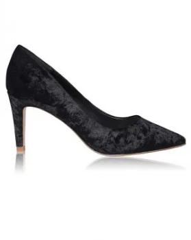Image of Perfect Mya Pointed Toe Velvet Court