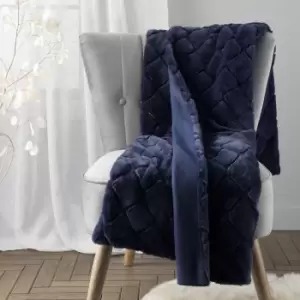 Image of Catherine Lansfield Cosy Diamond 130cm x 170cm Throw Navy