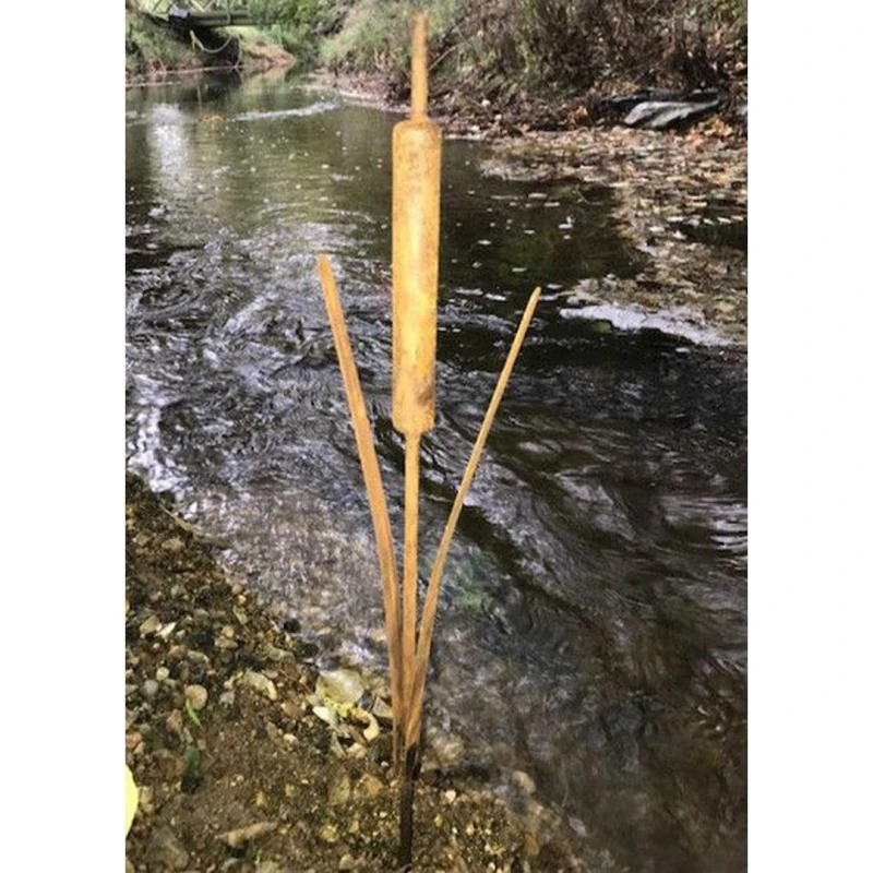 Image of Poppyforge Bullrush Medium Garden Art (Pack of 3) - Steel - H91.4cm - BM/RtR in Brown Brown Unisex